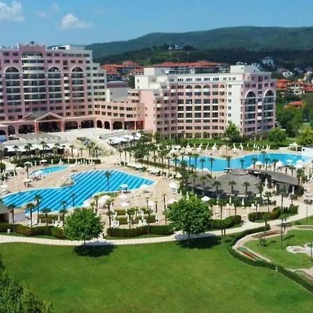 Daire Dit Majestic Beach